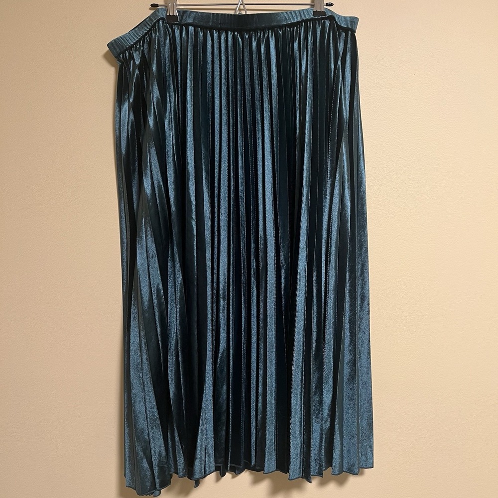 Anne Klein Women's Pleated Midi Skirt Velour Pull On Fairy NWT XXL
